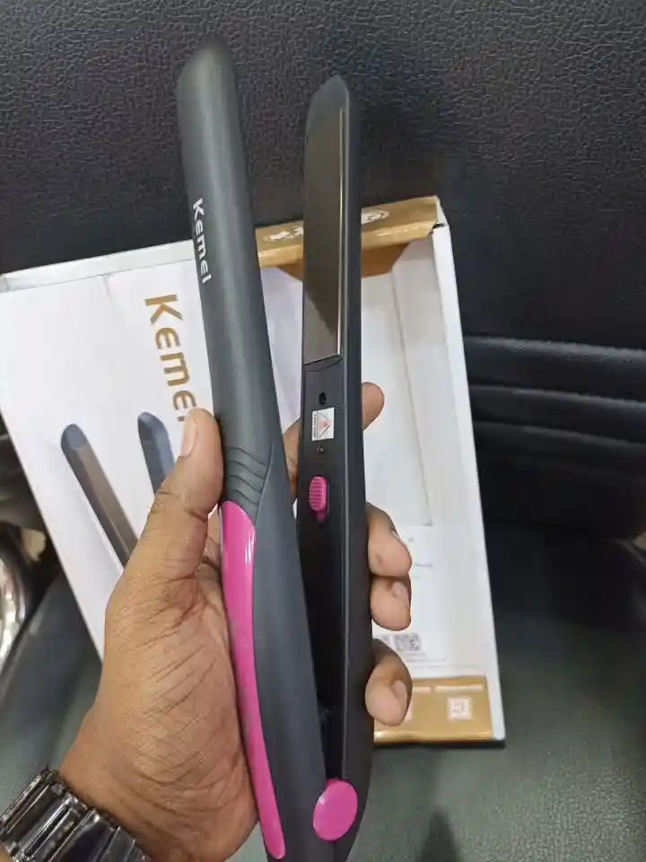 Kemei(km-328 Hair straightener km-328