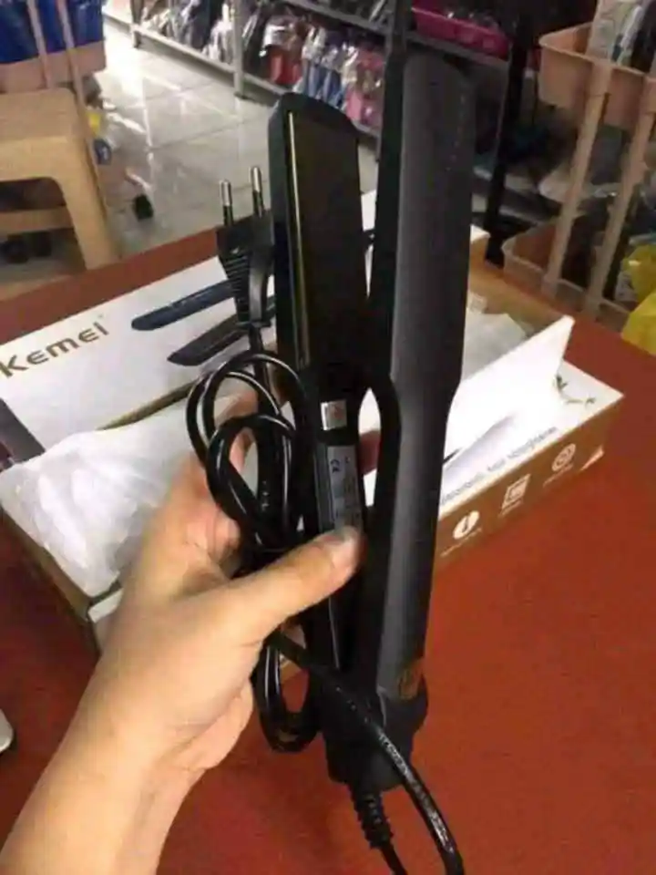 kemei(km-329) hair straightener